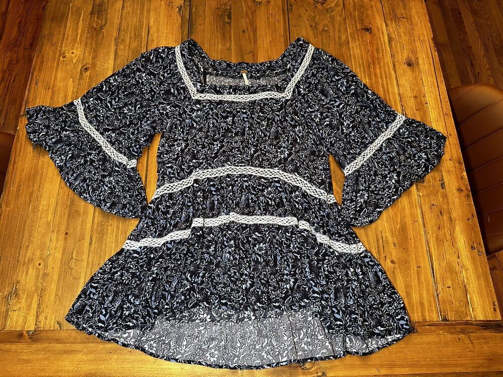 Free People Floral Blue Tunic Boho Lace Size XS